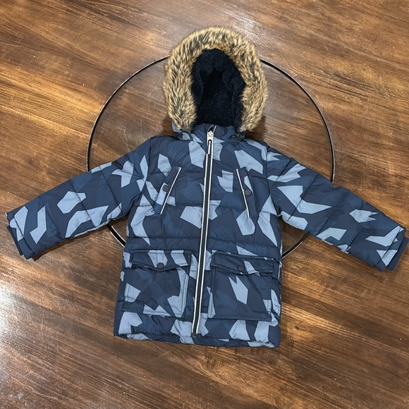 Puffer Coat with Hood - Picture 2 of 15